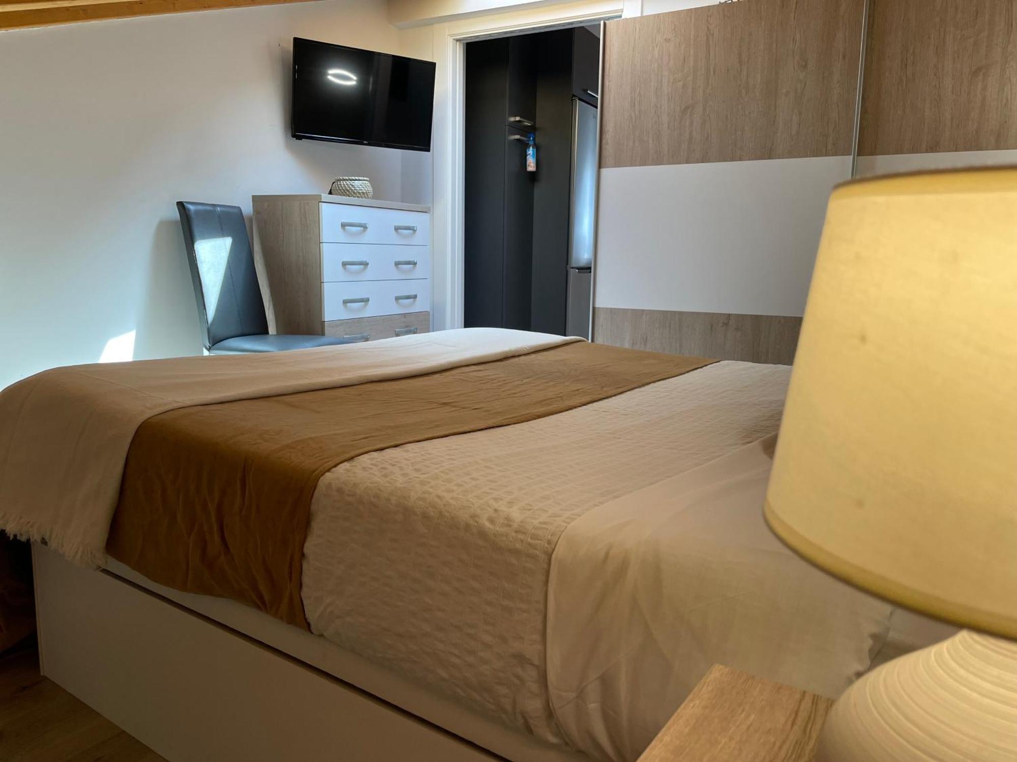 Apartamentos Aranda - Atico Duero Aranda de Duero Ngoại thất bức ảnh